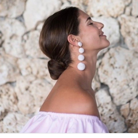 Rebecca de Ravenel Classic Soft White  Corded Four Drop Earrings - Picture 4 of 12